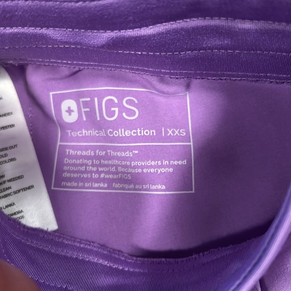 Figs Lavender Scrub Set - Picture 3 of 3